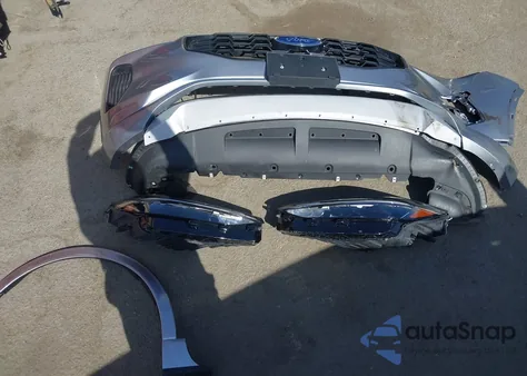 2024 Ford Escape St-Line z USA, uszkodzony, nr VIN 1FMCU0MZ8RUA44145